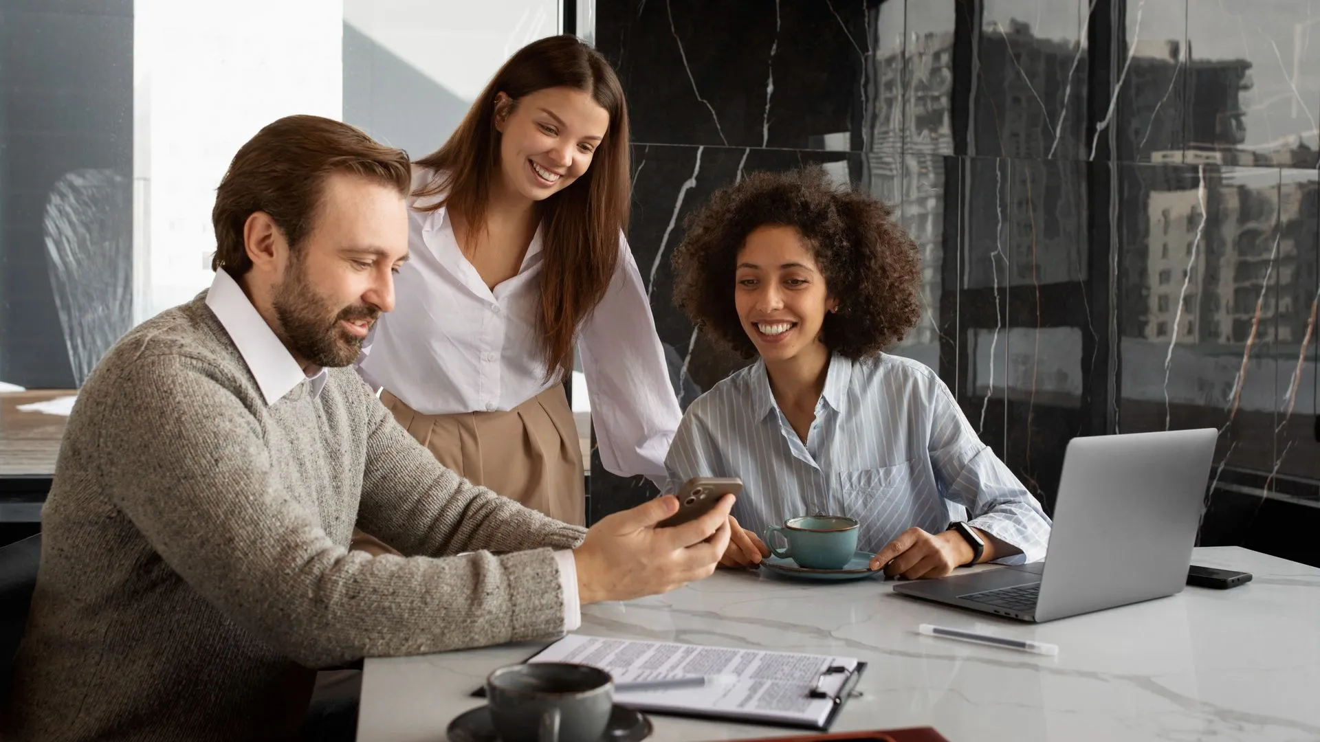 Ilustração do Artigo: Transforme sua empresa! Descubra como criar e fortalecer uma cultura organizacional de sucesso